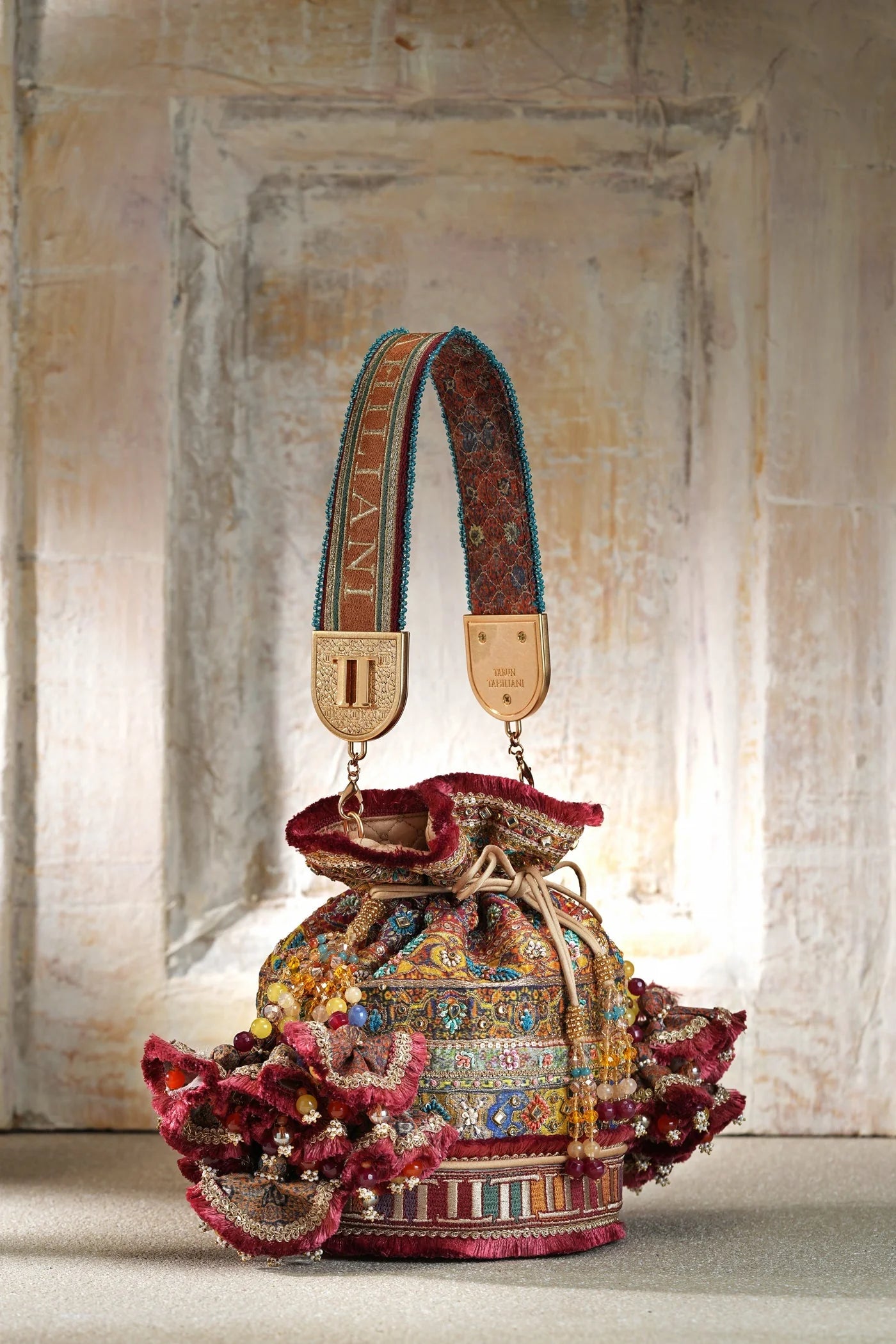 Multicoloured Crown Design Handbag – Beige Statement Accessory